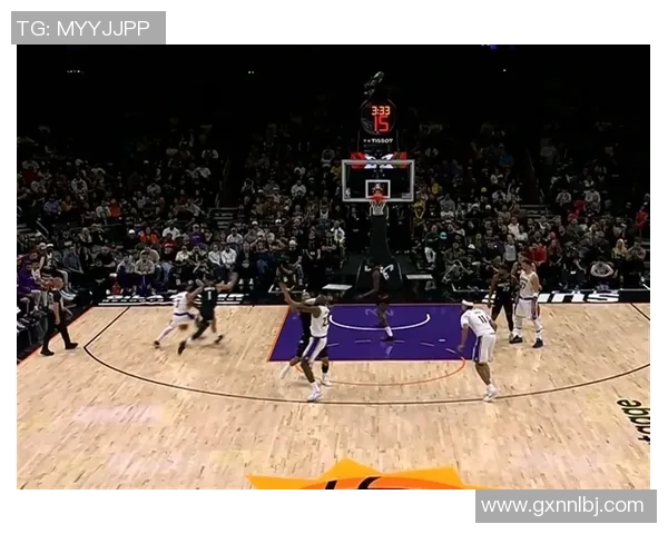 热火与湖人激战正酣超清画面尽显篮球魅力与精彩瞬间