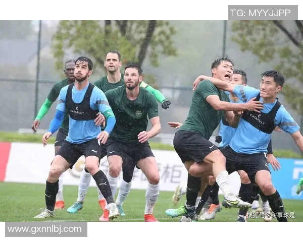 隆安二队与前江激战正酣球迷期待精彩对决与精彩进球瞬间